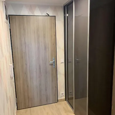 Kisfaludy Apartman *
