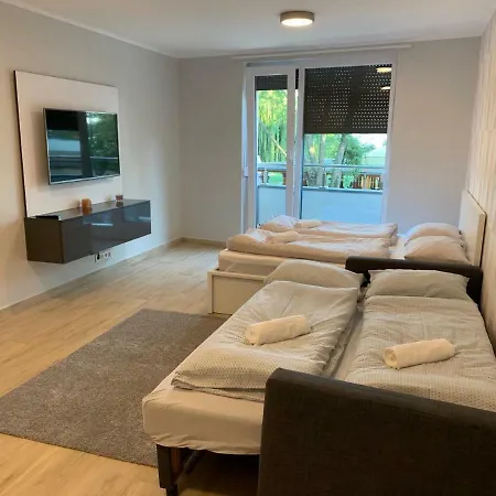Kisfaludy Apartman Apartment